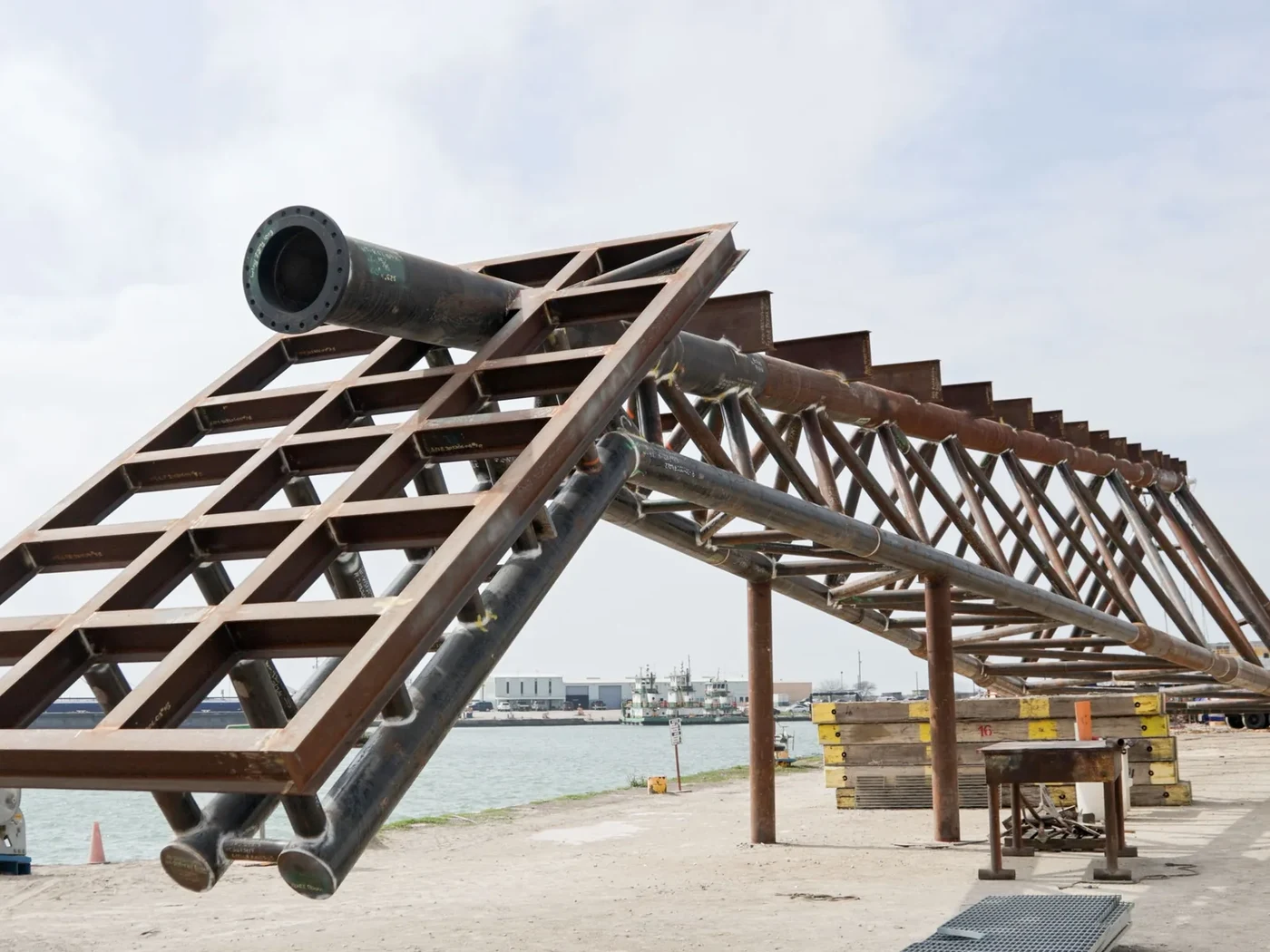 Pre-assembled pipe rack module with spools installed at the State Service waterfront yard